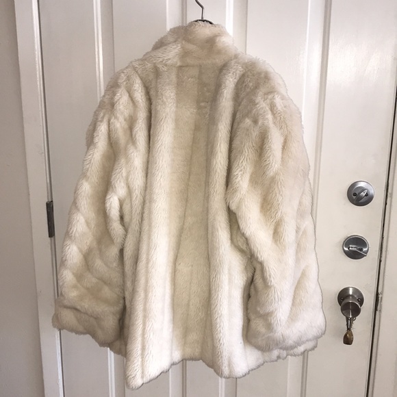 Vintage Inspired Faux Fur Sixty Canal Jacket - XL - Picture 3 of 7